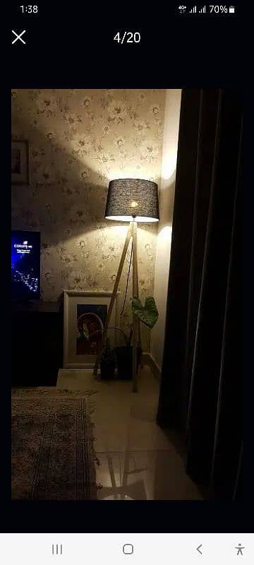 Tripod lamp 12