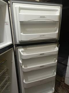 Dawlance full size Hzone refrigerator urgent sale