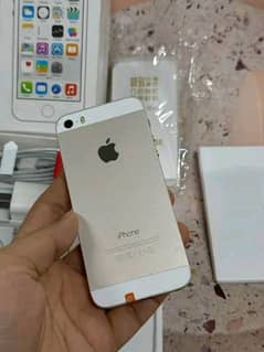 iPhone 5s 64gb PTA Approved Full Box