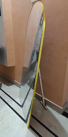 standing selfie mirror
