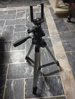 Tripod