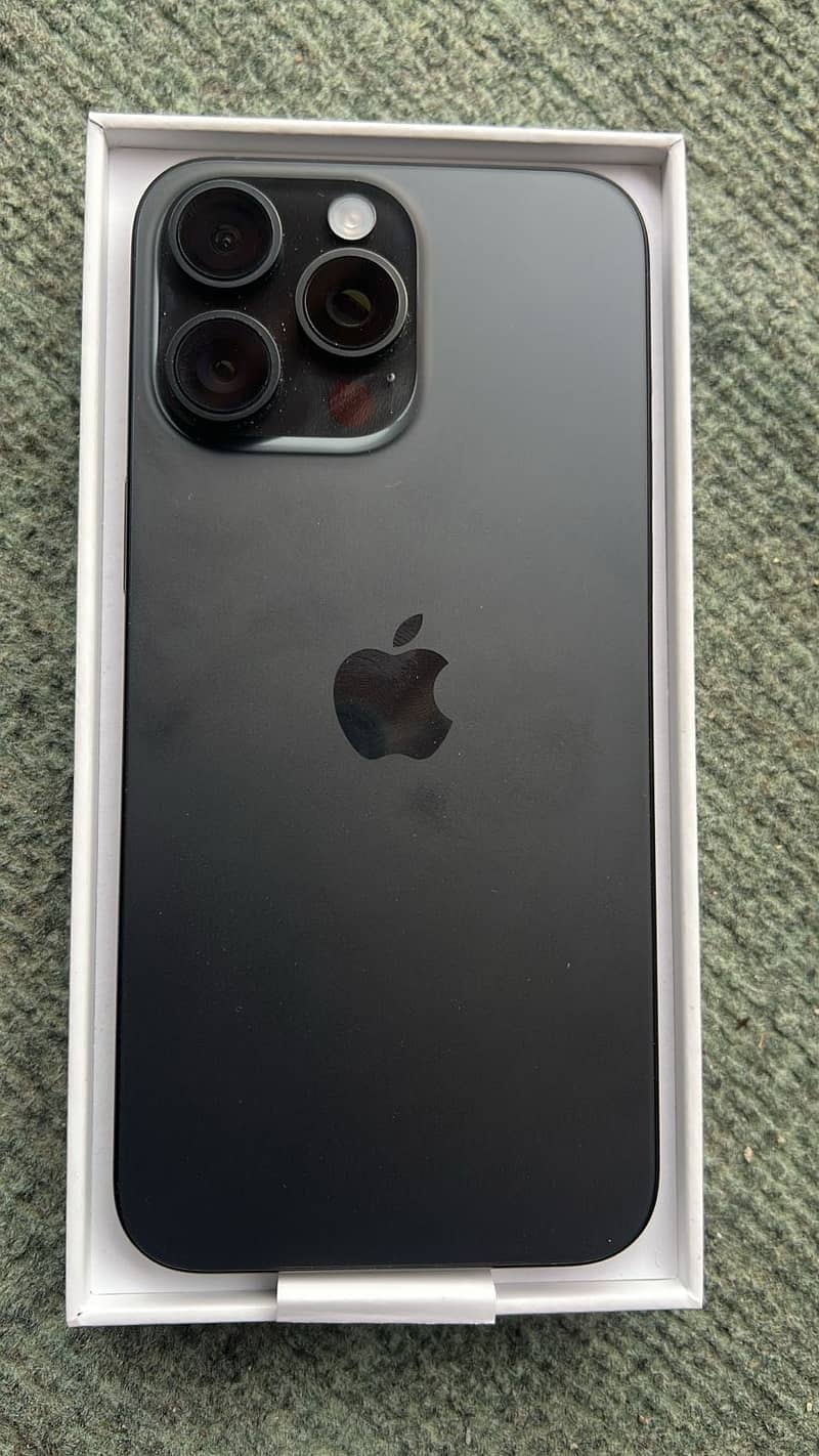 Iphone 15 promax non pta but sim working with box 0