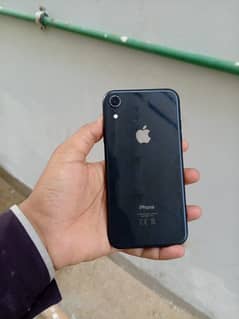 iPhone XR