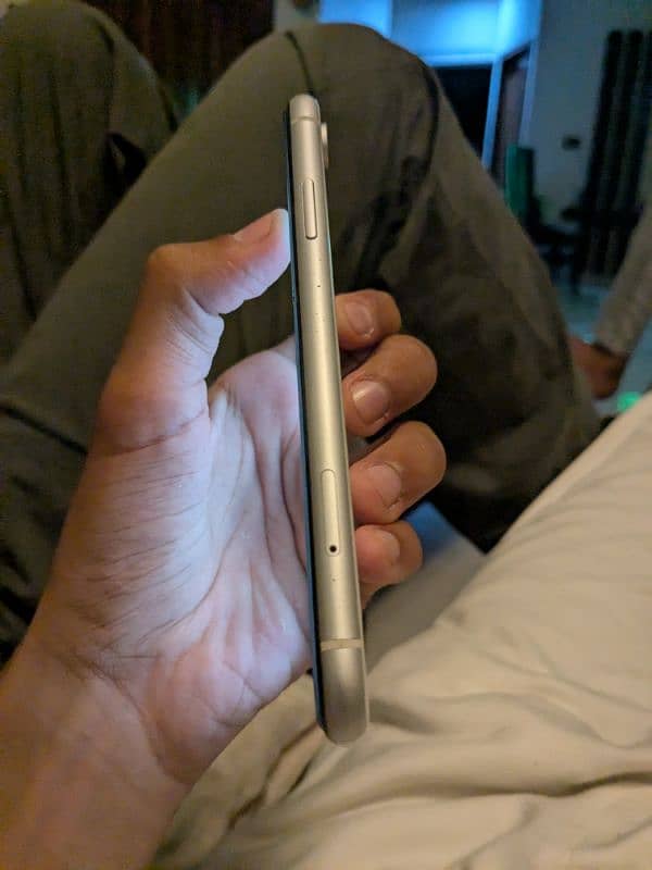 iphone XR non pta 1