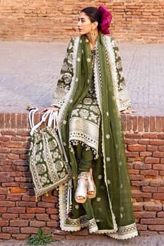 MOHSIN NAVEED RANJHA designer luxury LAWN