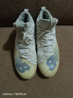 New balance football shoes