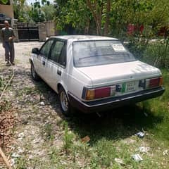 Nissan Sunny 1985