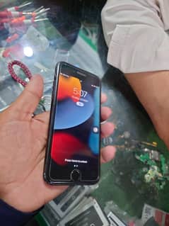 iPhone 7