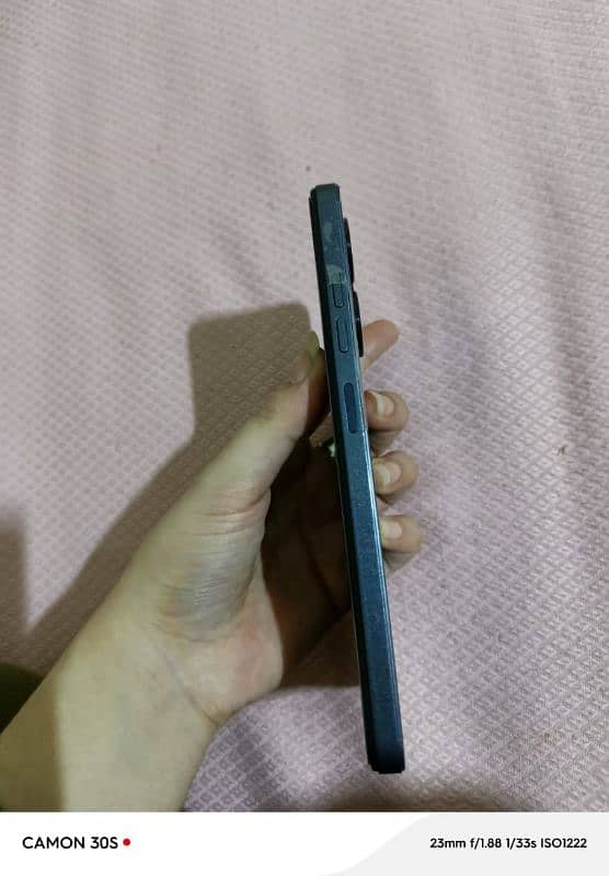 techno spark 20c 10 by 10 condition. 4