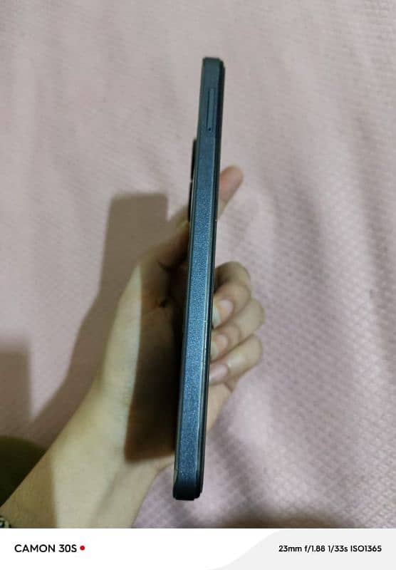 techno spark 20c 10 by 10 condition. 5