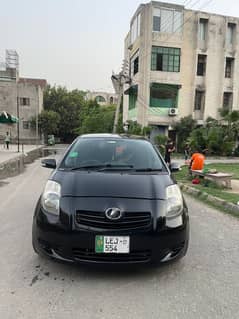 Toyota vitz 2005/2007