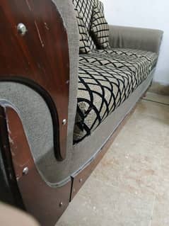 5 seater sofa set, table with 4 stool