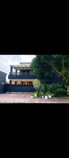 G16/4 1 kanal upper portion for rent
