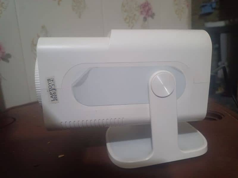 Projector With 2 Controllers And 1 Remote 1