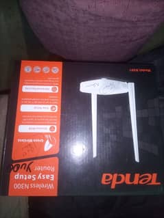 Tenda dual antenna router