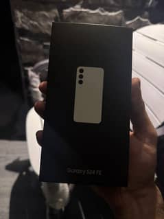 SAMSUNG S24 FE