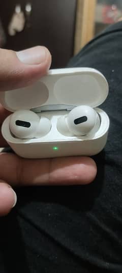 airbuds