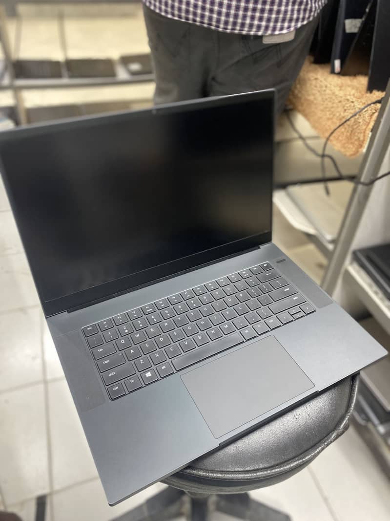 Razer Blade 2021 Advanced Rtx 3060 1