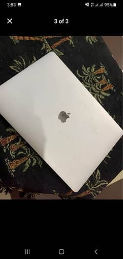 Macbook Pro 2016 i7 Model