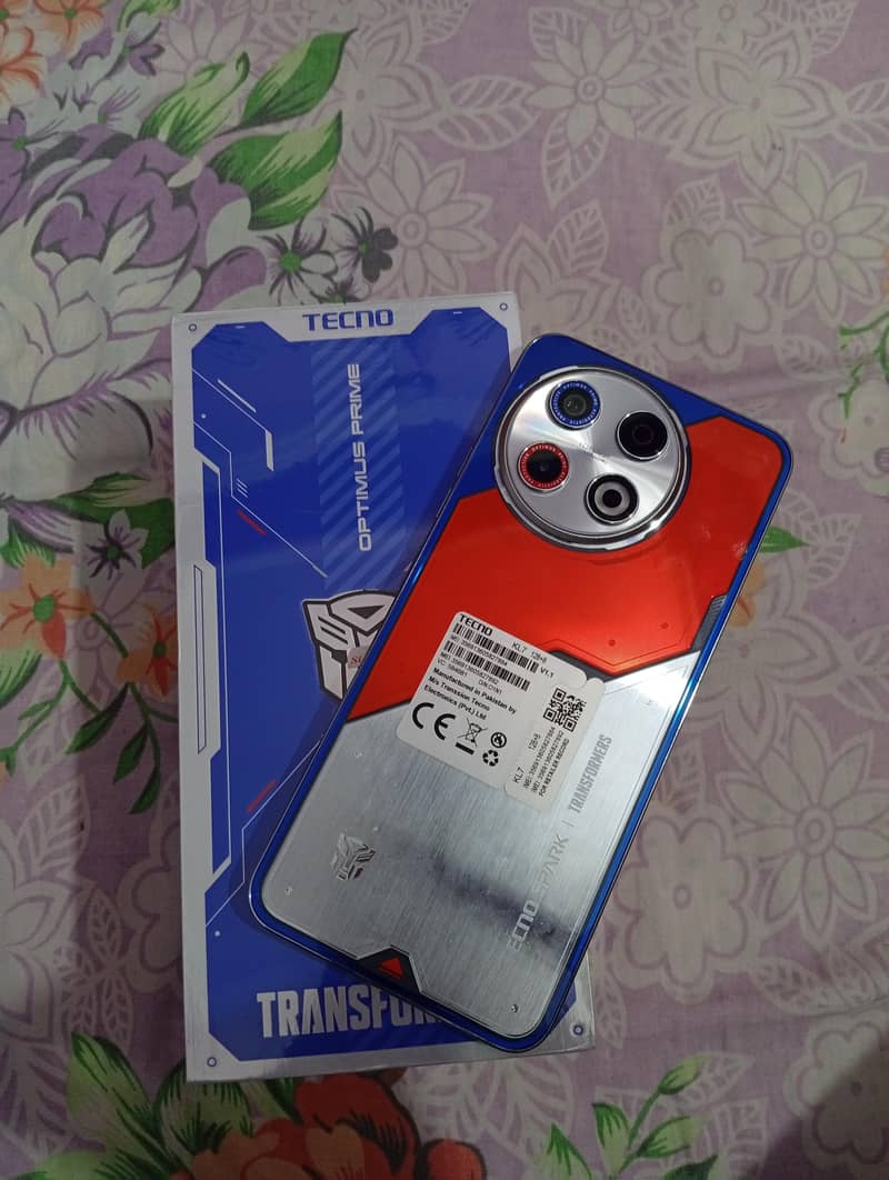 Techno Spark 30 Pro Transformer Edition 1