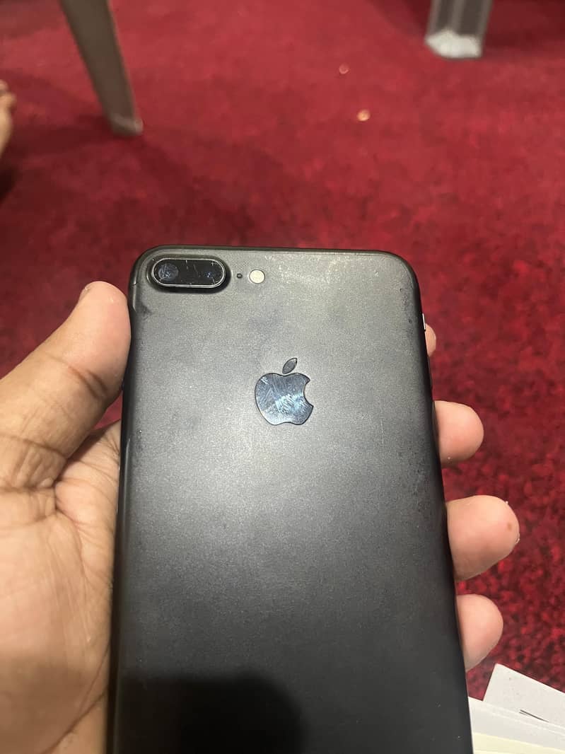 iphone 7 plus factory unlock with orignal box 8