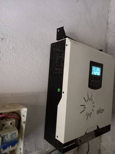 2.4kw Solar Inverter Tesla in best Condition