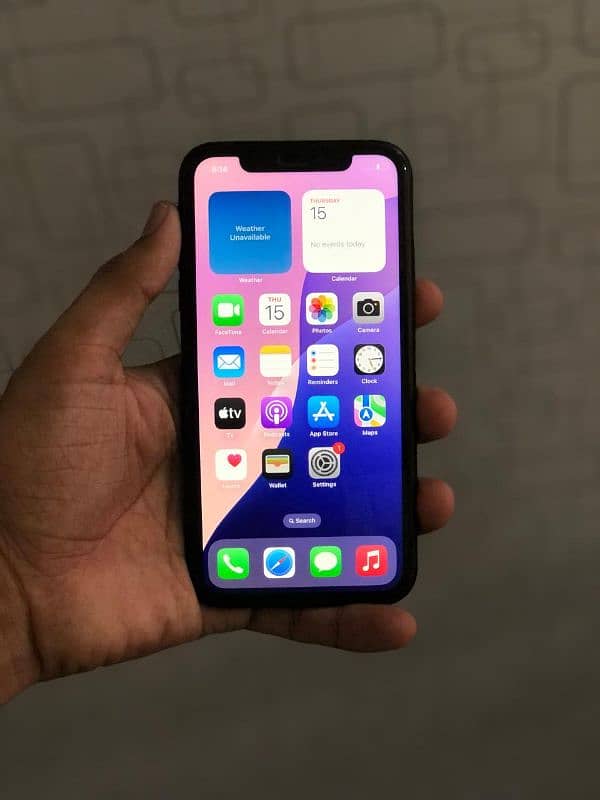 I phone xr 64/gb 81helth non pta jv non active 4manth sim time 6