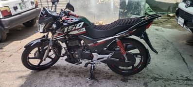 Honda CB150F brand new condition only 4300 drive