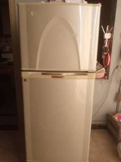 Dawlance Fridge Medium size