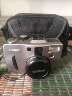 PowerShot G1, 3.3 MEGA PIXELS