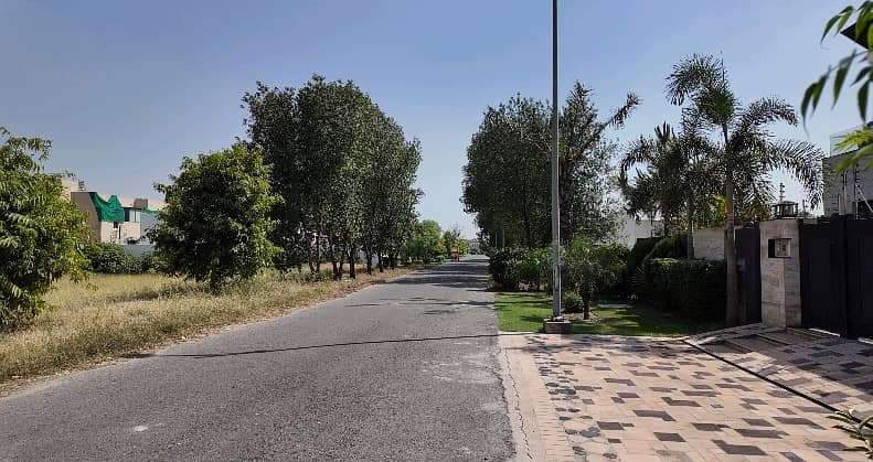 DHA PHASE 7 BLOCK T, 1 KANAL HOT LOCATION PLOT AVAILABLE FOR SALE ON REASONABLE PRICE 1