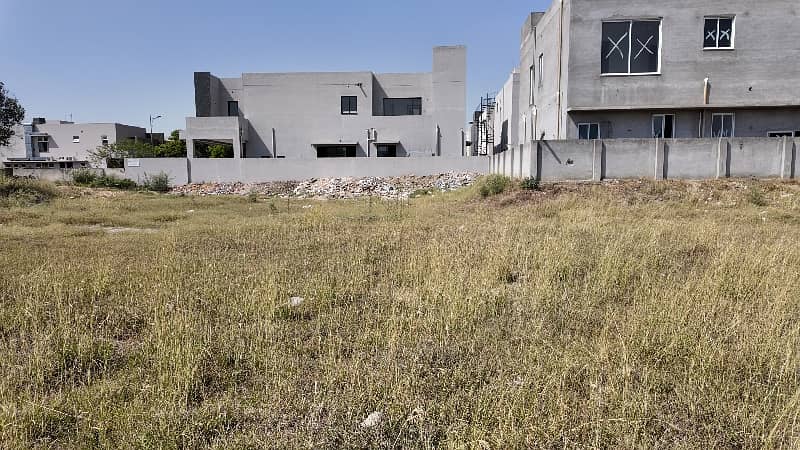 DHA PHASE 7 BLOCK T, 1 KANAL HOT LOCATION PLOT AVAILABLE FOR SALE ON REASONABLE PRICE 6