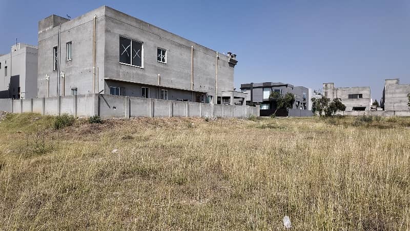 DHA PHASE 7 BLOCK T, 1 KANAL HOT LOCATION PLOT AVAILABLE FOR SALE ON REASONABLE PRICE 11