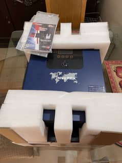 Inverex veyron 11 2500-24 solar inverter