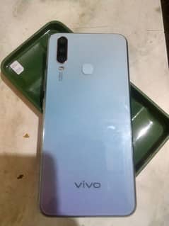 vivo y17