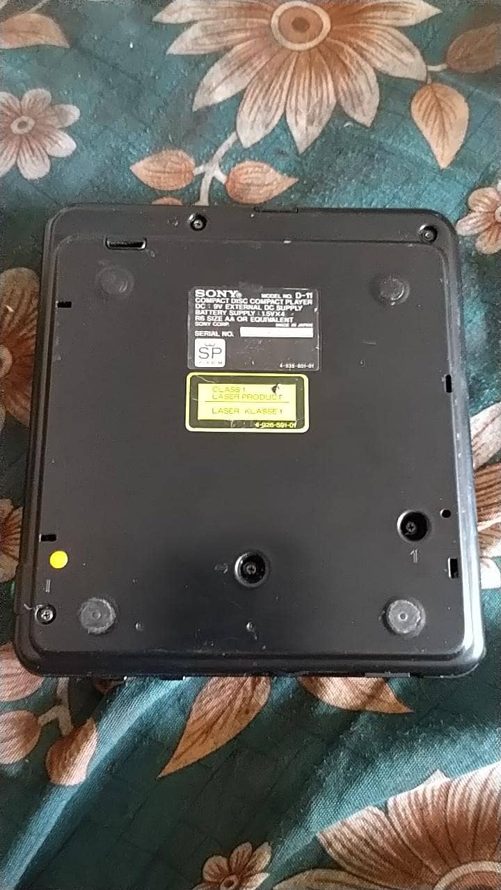 Sony D11 discman - Sony walkman -panasonic radio 2