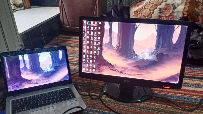 22" Computer LCD. 0