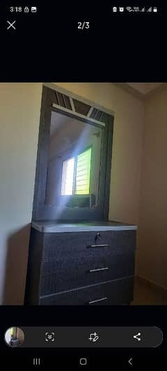 dressing table