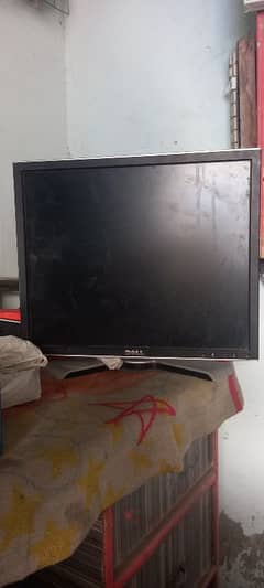 DeLL 19" copmuter lcd fresh