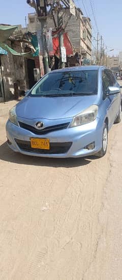 Toyota Vitz 2011