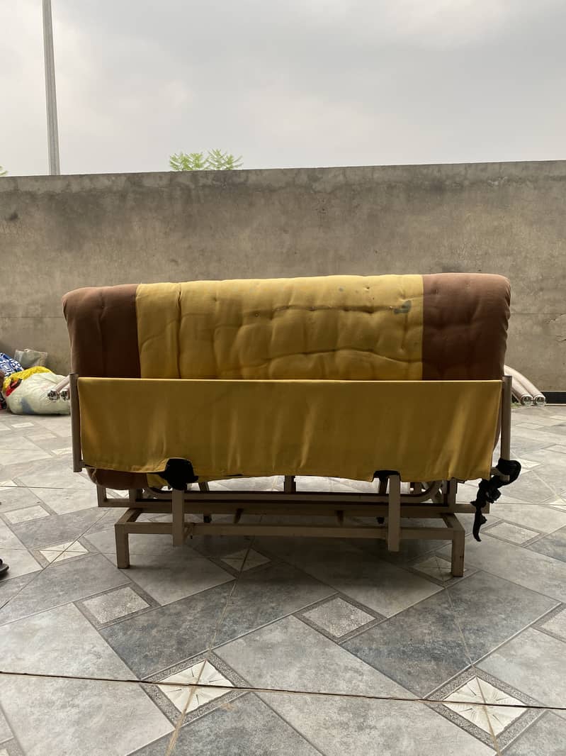 Folding Sofa Bed – Slight Issue When Unfolding 4