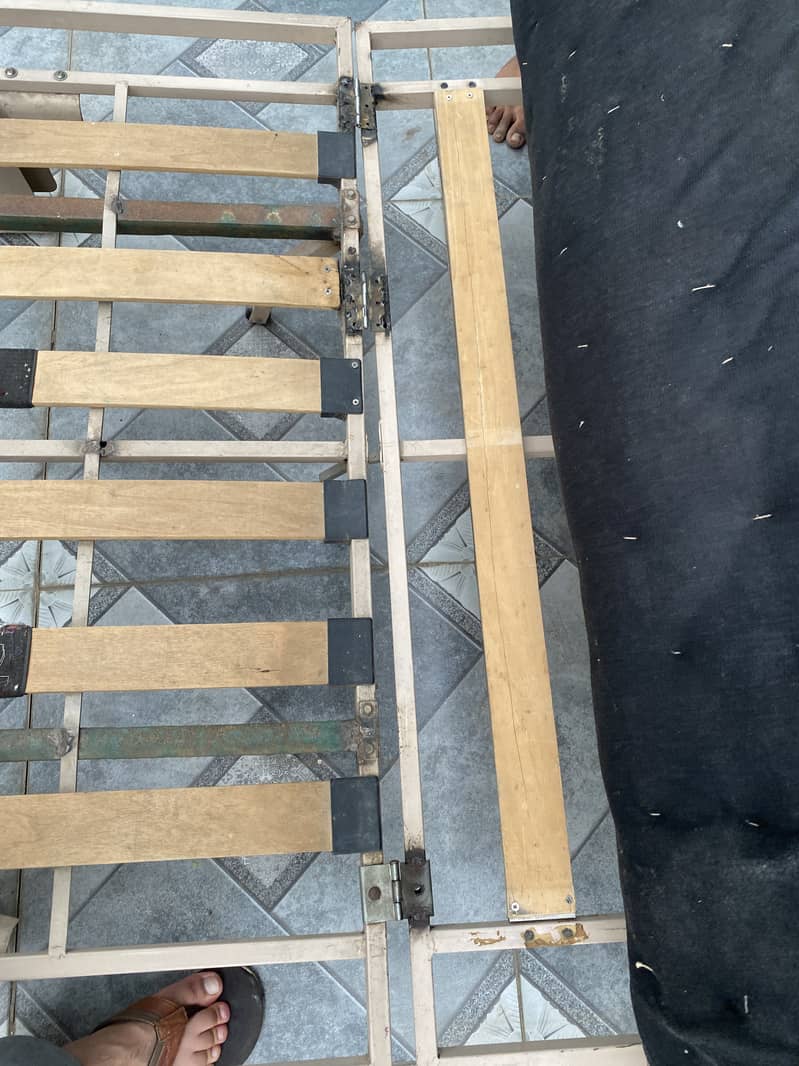Folding Sofa Bed – Slight Issue When Unfolding 5