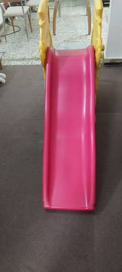 slide for kids in good condition