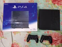 PS4 Slim Original in almost new condition