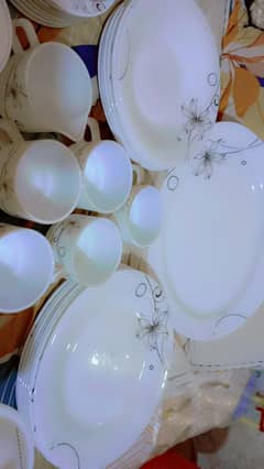 glass dinner set