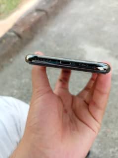 iPhone XS sale