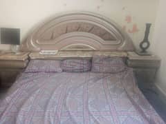 king sized bed for sale with side tables n dressing table