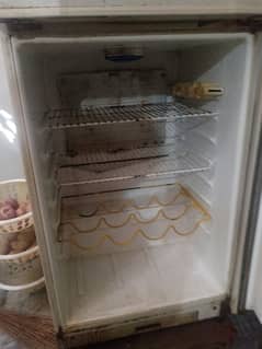 Dawlance fridge for sale