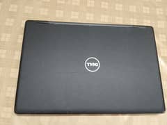 Laptop i7 7th gen gtx930mx 2 gb