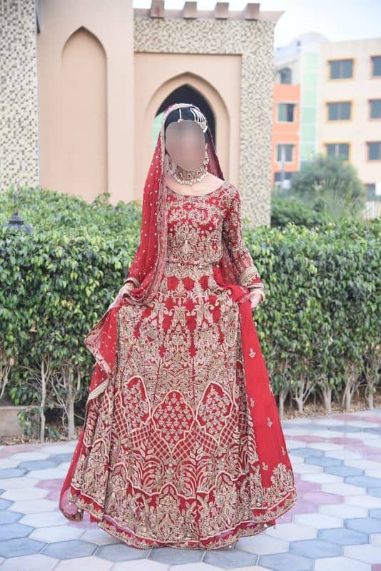 Bridal lehnga set 11